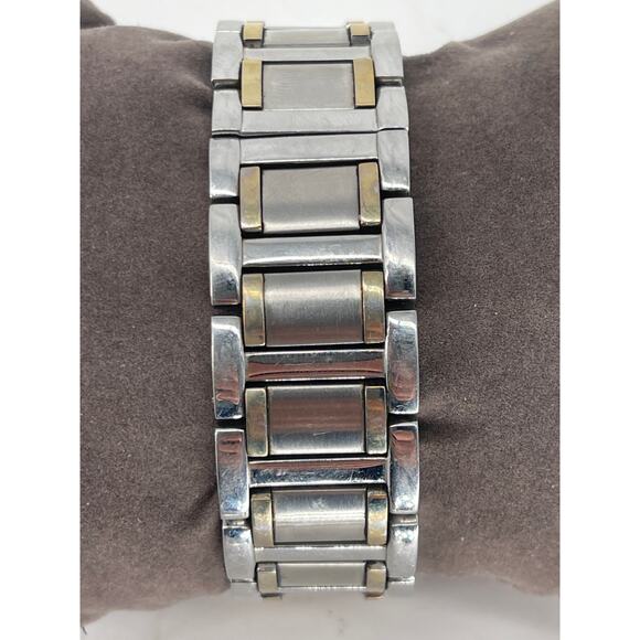 Invicta 4742 Watch Quartz Dial Chronograph Watch Diamond - Picture 6 of 8